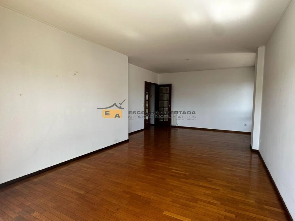 Apartamento T2 para Venda em Cidade da Maia Foto 17