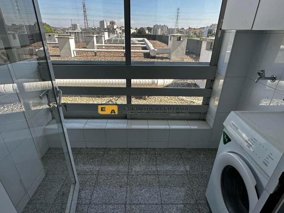 Apartamento T2 para Venda em Cidade da Maia Foto 21