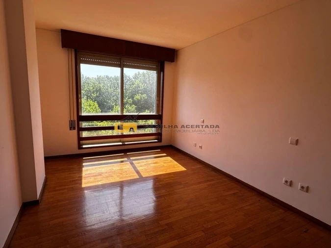Apartamento T2 para Venda em Cidade da Maia Foto 10