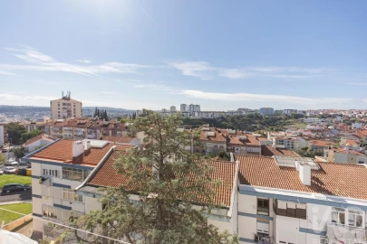 Apartamento T3 para Venda em Ramada e Caneças
