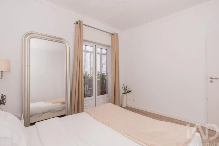 Apartamento T3 para Venda em Ramada e Caneças Foto 16