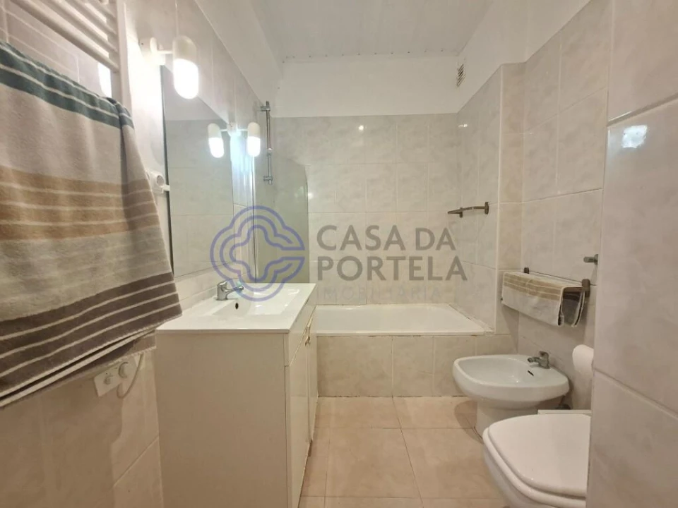 Apartamento T2 para Venda em Algueirão-Mem Martins Foto 19