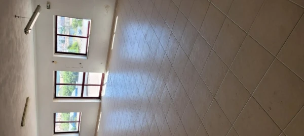 Armazém para Venda em Alverca do Ribatejo e Sobralinho