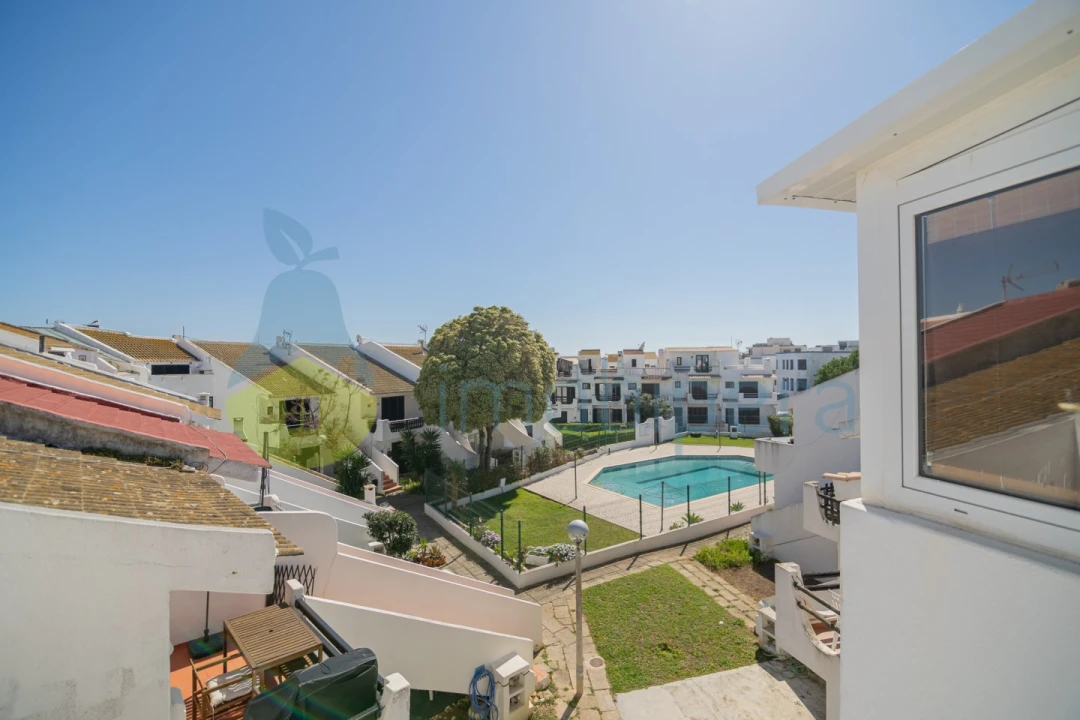 Apartamento T1 para Venda em Lagos (São Sebastião e Santa Maria) Foto 24