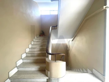 Apartamento T3 para Arrendamento em Alvalade