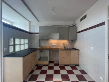 Apartamento T3 para Arrendamento em Alvalade