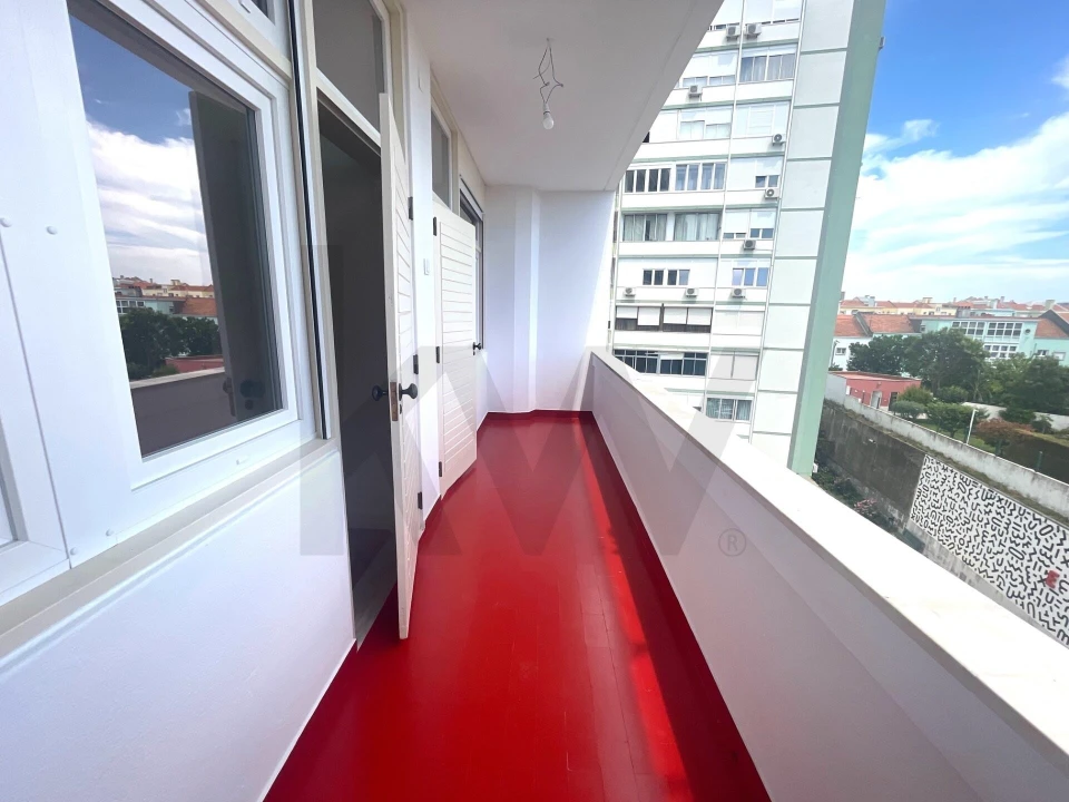 Apartamento T3 para Arrendamento em Alvalade Foto 30
