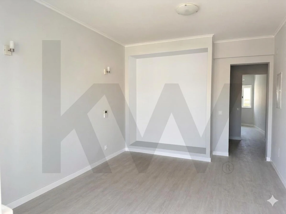 Moradia T5 para Venda em Alvor Foto 11