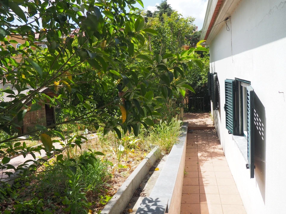 Moradia T4 para Venda em Venda do Pinheiro e Santo Estêvão das Galés Foto 30