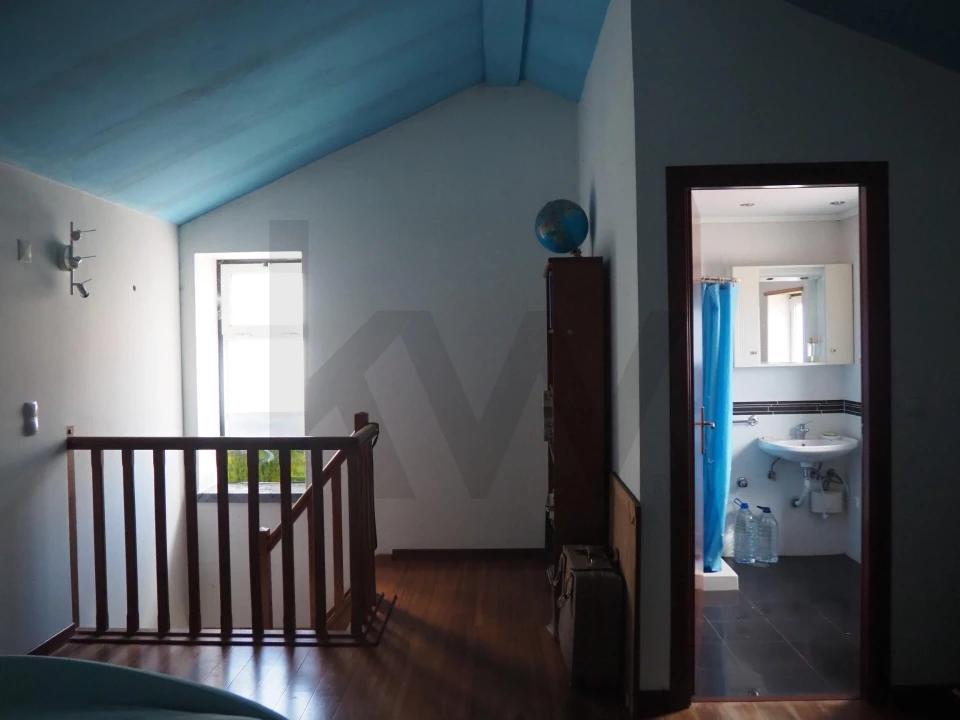 Moradia T4 para Venda em Venda do Pinheiro e Santo Estêvão das Galés Foto 18
