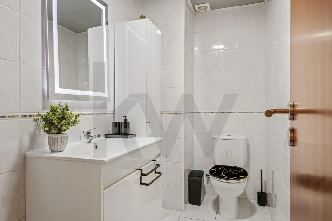 Apartamento T3 para Venda em Santo Antonio Foto 14