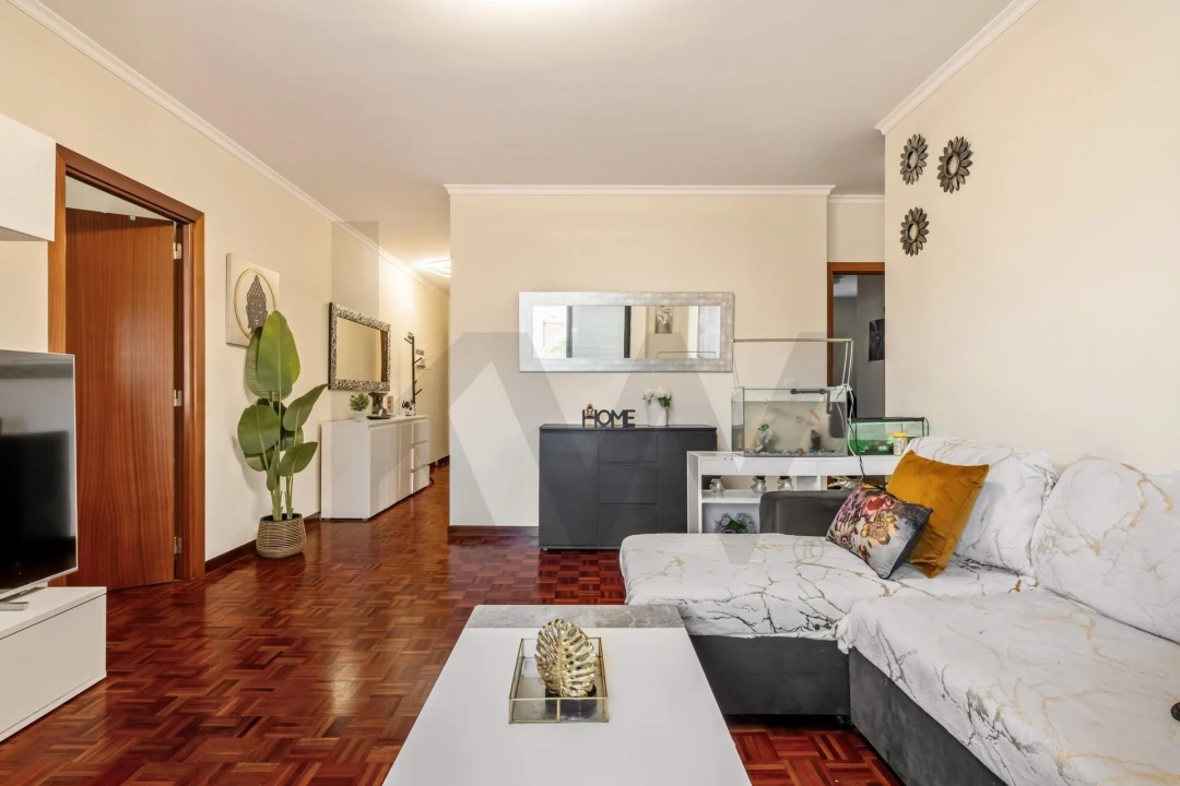 Apartamento T3 para Venda em Santo Antonio Foto 4