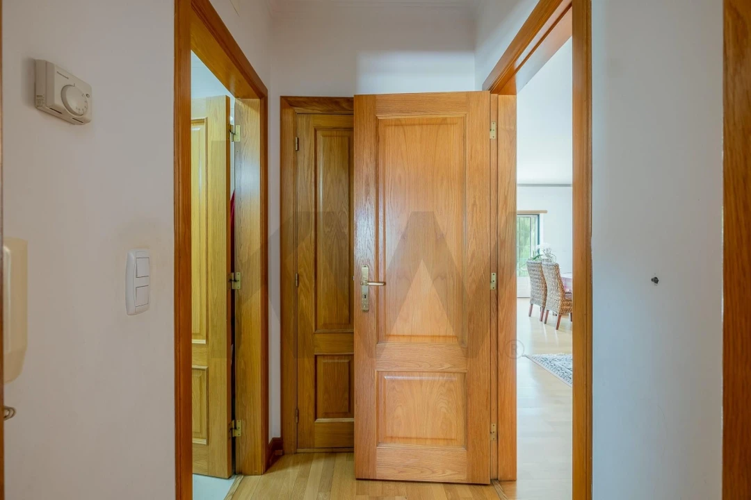 Apartamento T2 para Venda em Alcabideche Foto 11