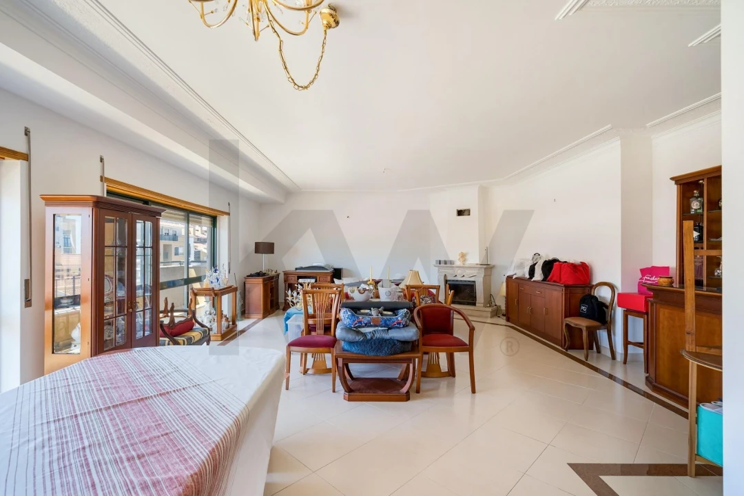 Apartamento T2 para Venda em Queluz e Belas Foto 6