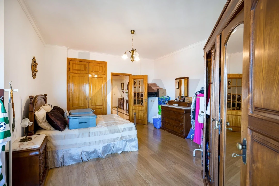 Apartamento T2 para Venda em Queluz e Belas Foto 21