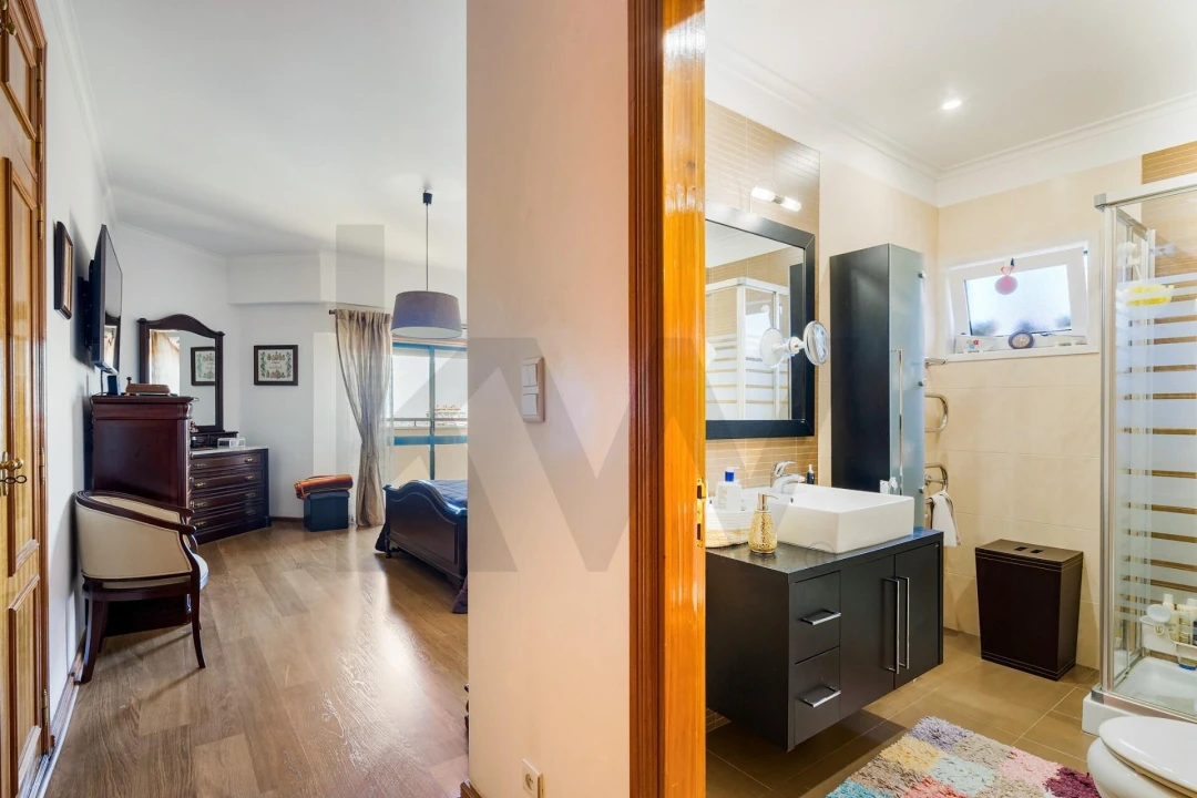 Apartamento T2 para Venda em Queluz e Belas Foto 13
