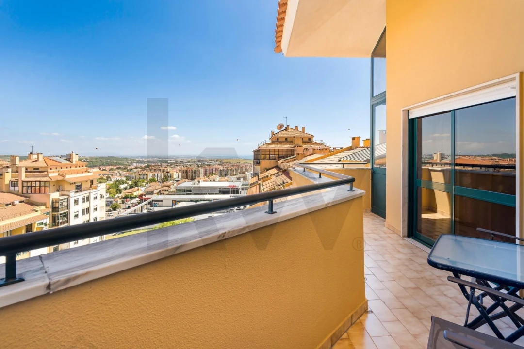 Apartamento T2 para Venda em Queluz e Belas Foto 25