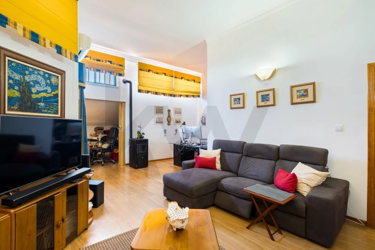 Apartamento T2 para Venda em Queluz e Belas Foto 17