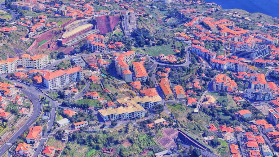 Moradia T3 para Venda em Caniço Foto 9