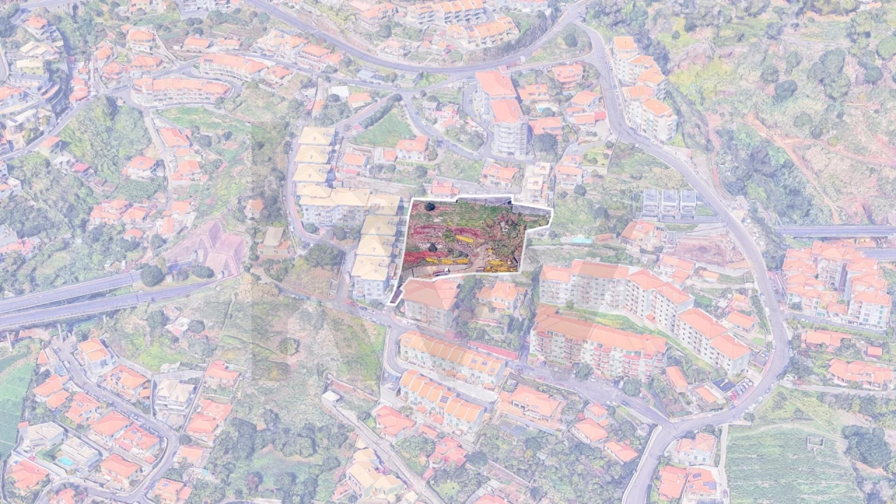 Moradia T3 para Venda em Caniço Foto 6