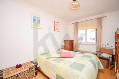 Apartamento T4 para Venda em Carcavelos e Parede