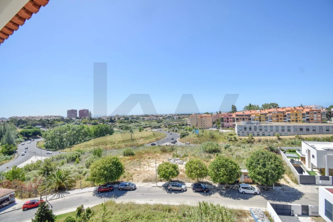 Apartamento T4 para Venda em Carcavelos e Parede Foto 29