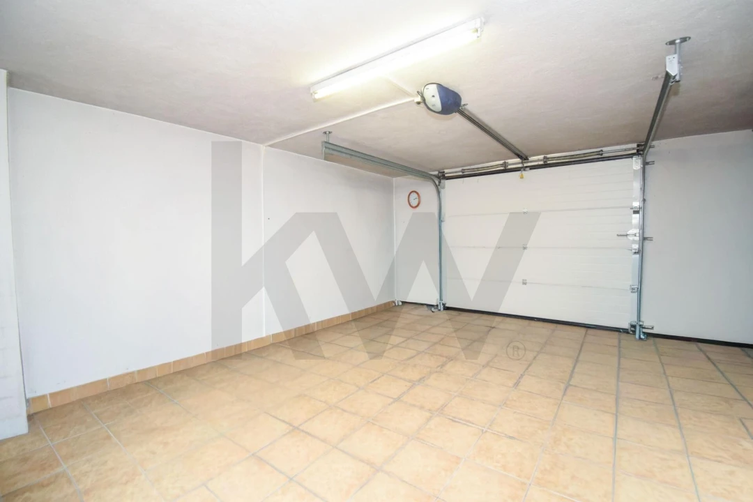 Apartamento T4 para Venda em Carcavelos e Parede Foto 32