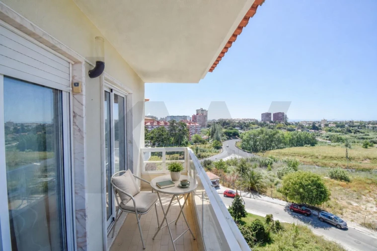 Apartamento T4 para Venda em Carcavelos e Parede