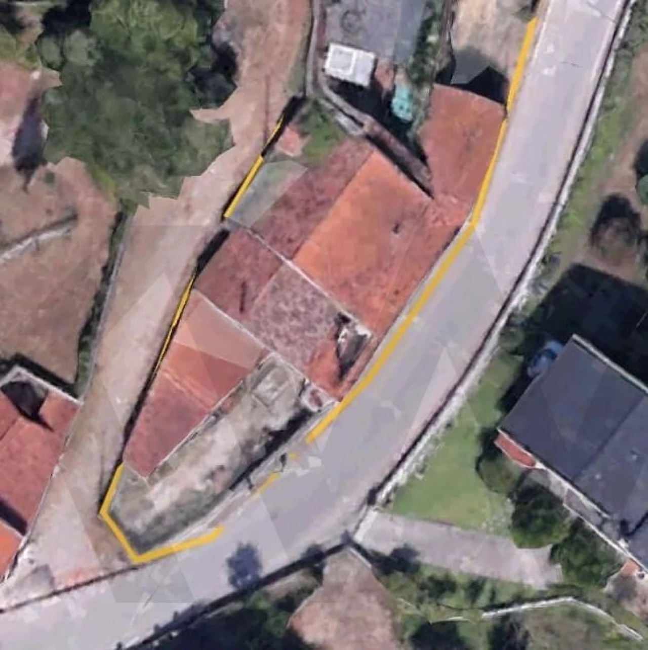 Negócio para Venda em Souselas e Botão Foto 1