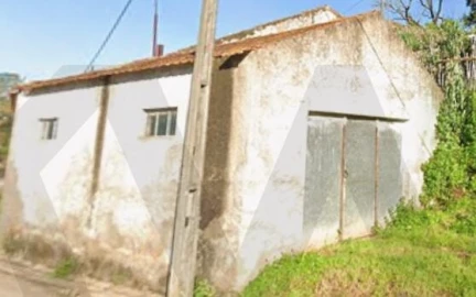 Negócio para Venda em Souselas e Botão