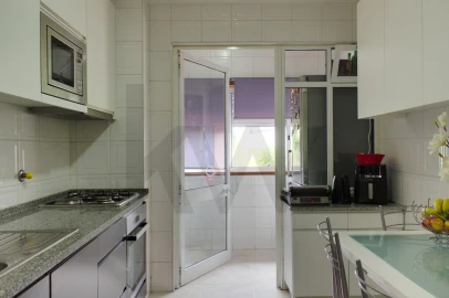 Apartamento T2 para Venda em Ermesinde
