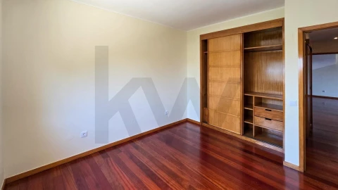 Apartamento T3 para Venda em São Felix da Marinha