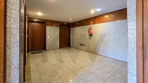 Apartamento T3 para Venda em São Felix da Marinha