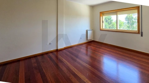 Apartamento T3 para Venda em São Felix da Marinha