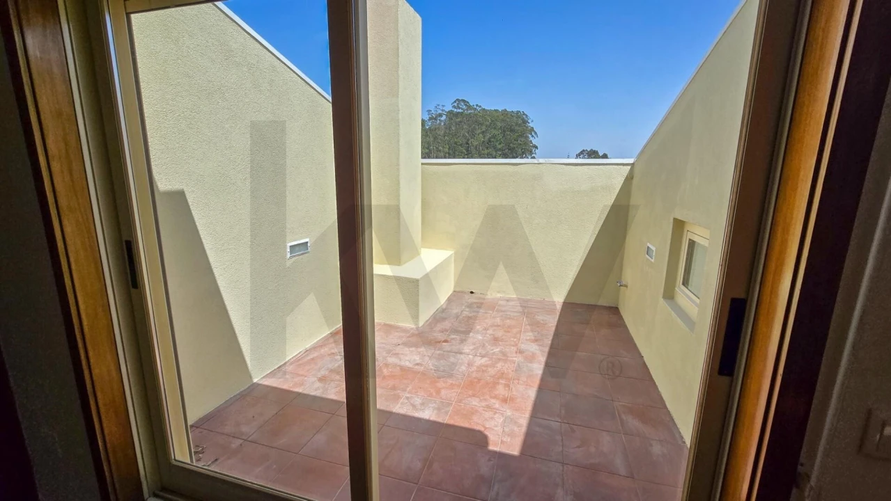 Apartamento T3 para Venda em São Felix da Marinha Foto 24