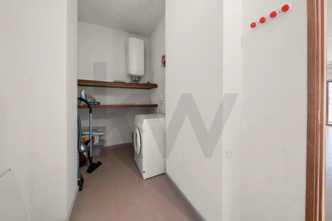 Apartamento T2 para Venda em Porches Foto 27