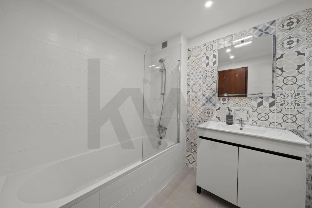 Apartamento T2 para Venda em Porches Foto 12