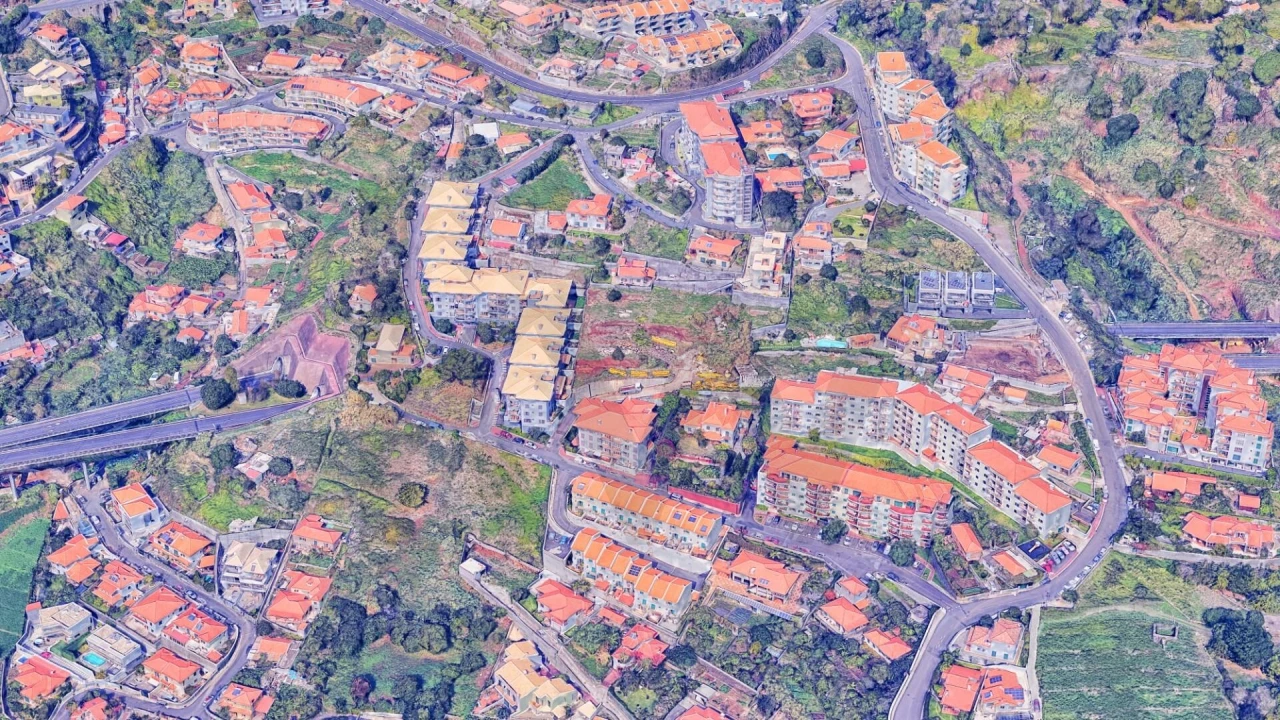 Moradia T3 para Venda em Caniço Foto 5