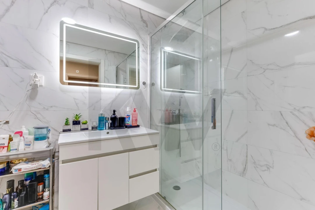 Apartamento T2 para Venda em Ramalde Foto 21