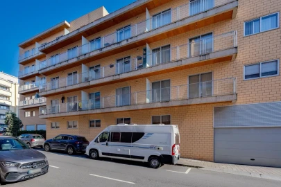 Apartamento T2 para Venda em Ramalde
