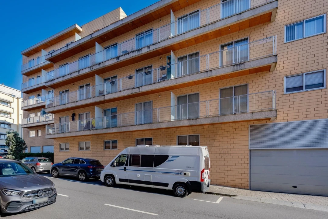 Apartamento T2 para Venda em Ramalde Foto 38