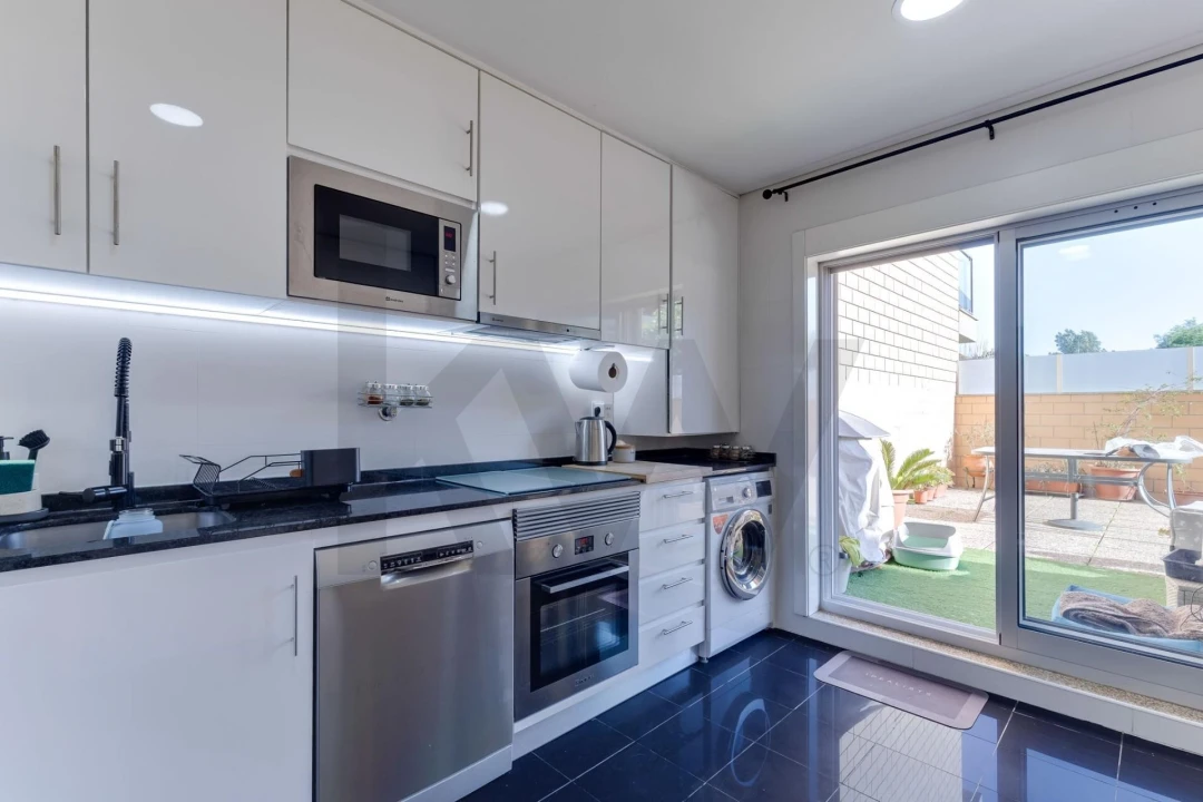 Apartamento T2 para Venda em Ramalde Foto 3