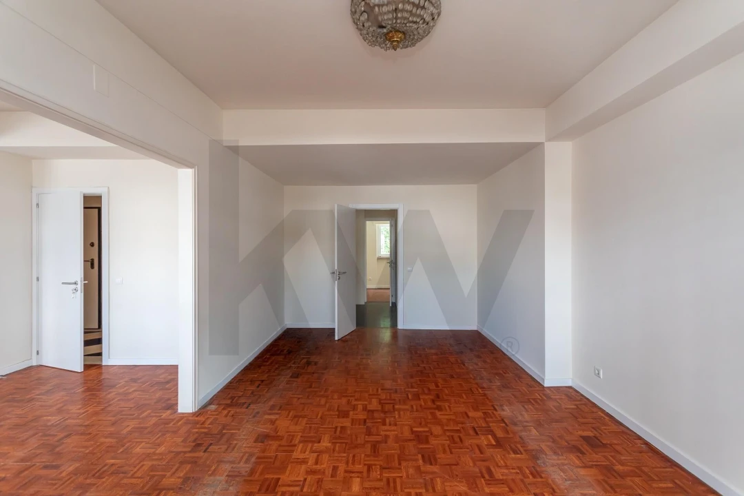 Apartamento T5 para Arrendamento em Estrela Foto 6