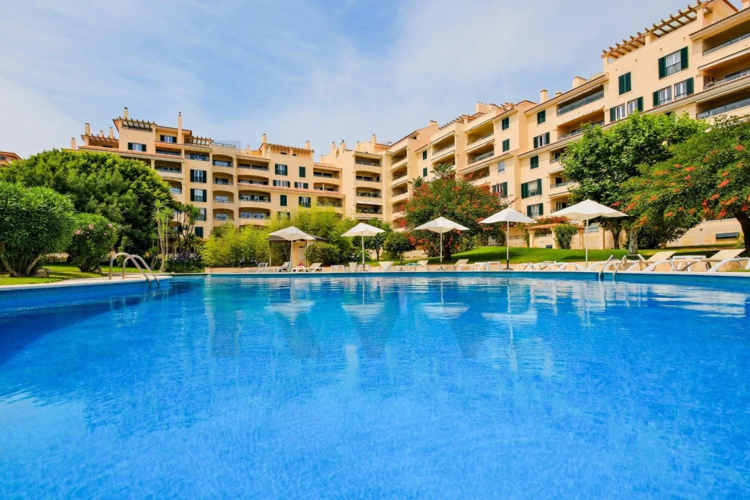 Apartamento T2 para Venda em Cascais e Estoril Foto 1