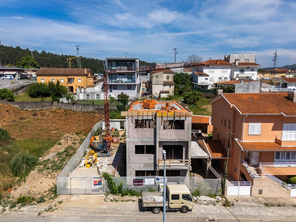 Moradia T2 para Venda em Fânzeres e São Pedro da Cova Foto 2