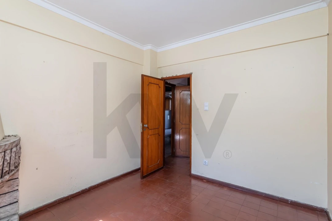 Moradia T5 para Venda em Loures Foto 14