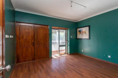 Moradia T5 para Venda em Loures