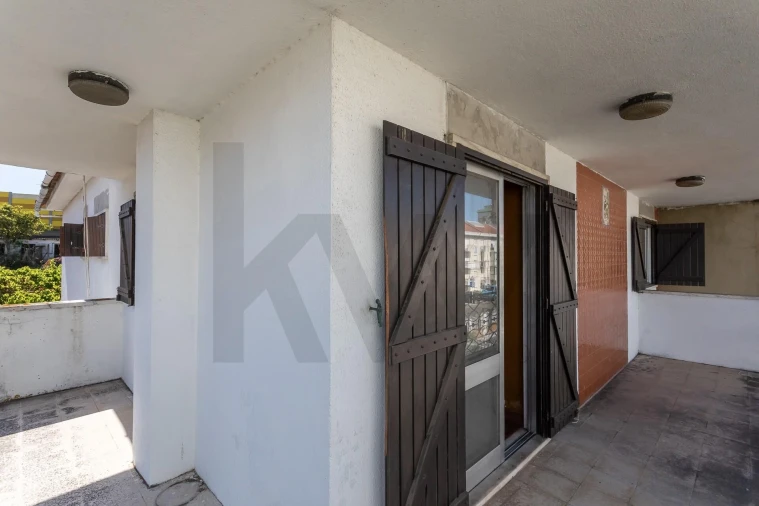 Moradia T5 para Venda em Loures Foto 31