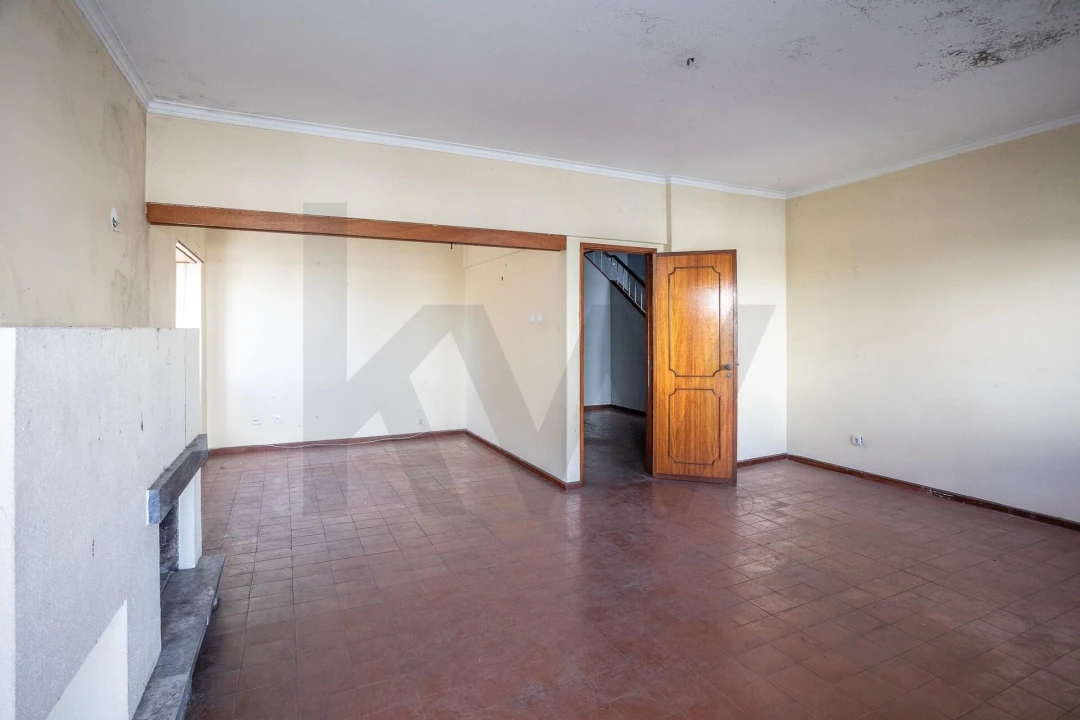 Moradia T5 para Venda em Loures Foto 6