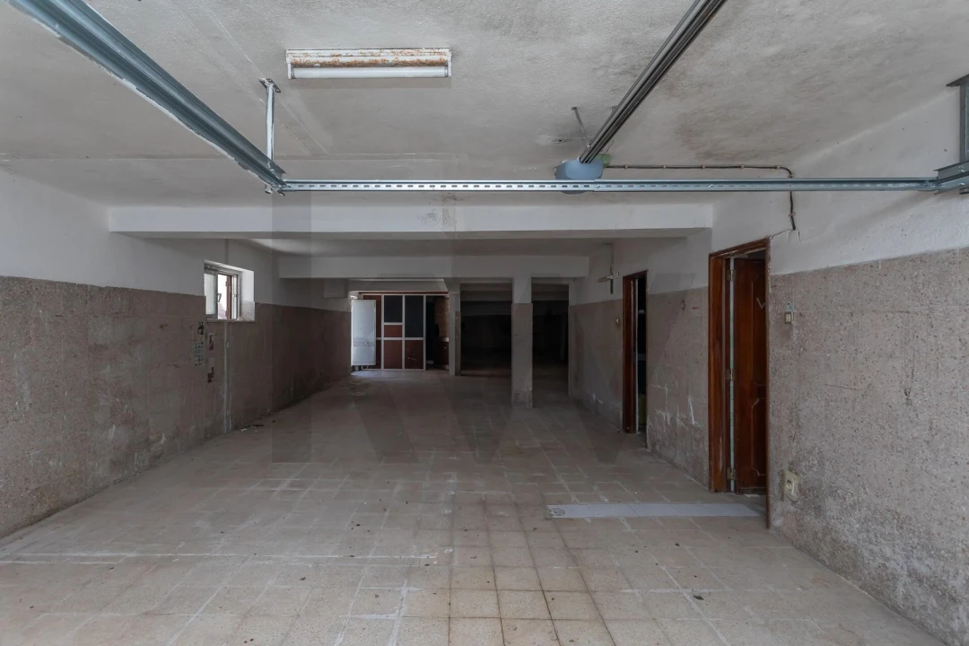 Moradia T5 para Venda em Loures Foto 52